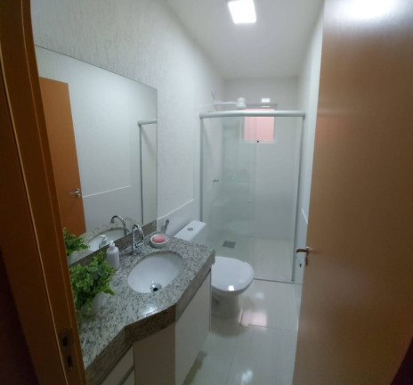 Imagem Casa com 2 Quartos à Venda,  em Fazenda São Domingos - Goiânia