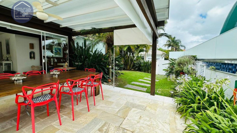 Imagem Casa com 4 Quartos à Venda, 400 m² em Jurerê Internacional - Florianópolis