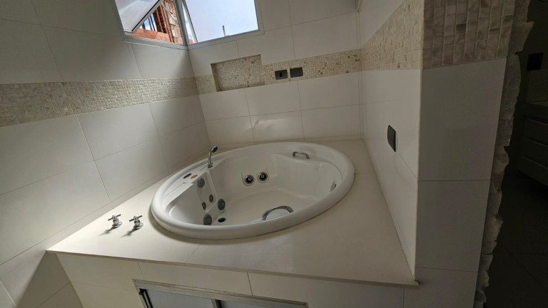 Imagem Casa com 3 Quartos à Venda, 383 m² em Salto De Pirapora - Salto De Pirapora