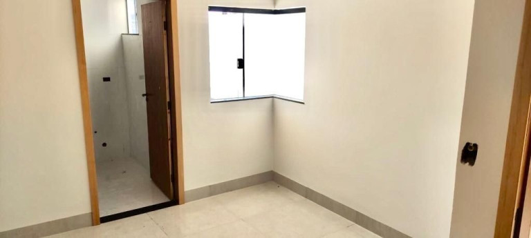 Imagem Casa com 3 Quartos à Venda, 84 m² em Loteamento Madrid - Maringa Imagem Casa com 3 Quartos à Venda, 84 m² em Loteamento Madrid - Maringa