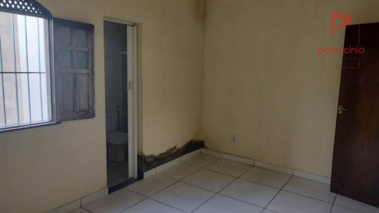 Imagem Casa com 3 Quartos à Venda, 203 m² em Tomba - Feira De Santana Imagem Casa com 3 Quartos à Venda, 203 m² em Tomba - Feira De Santana