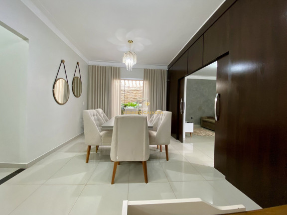 Imagem Casa com 3 Quartos à Venda, 220 m² em Belvedere - Patos De Minas Imagem Casa com 3 Quartos à Venda, 220 m² em Belvedere - Patos De Minas