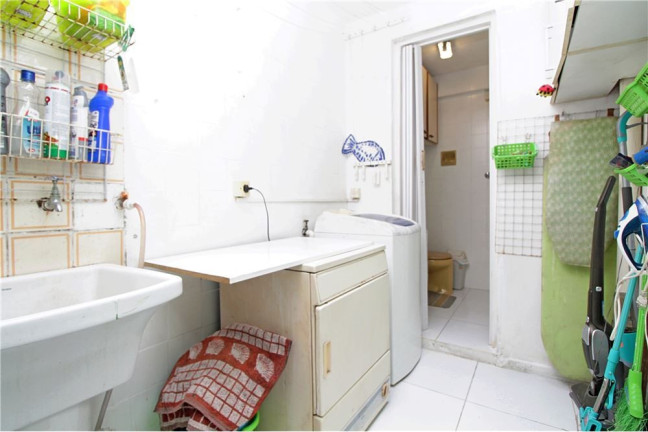 Imagem Imóvel com 2 Quartos à Venda, 73 m² em Auxiliadora - Porto Alegre Imagem Imóvel com 2 Quartos à Venda, 73 m² em Auxiliadora - Porto Alegre