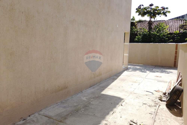 Imagem Casa de Condomínio com 2 Quartos à Venda, 74 m² em Centro - Maricá