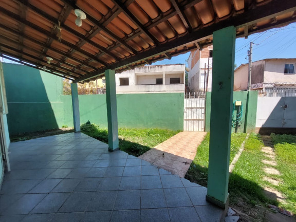Imagem Casa com 6 Quartos à Venda, 200 m² em Perocão - Guarapari Imagem Casa com 6 Quartos à Venda, 200 m² em Perocão - Guarapari