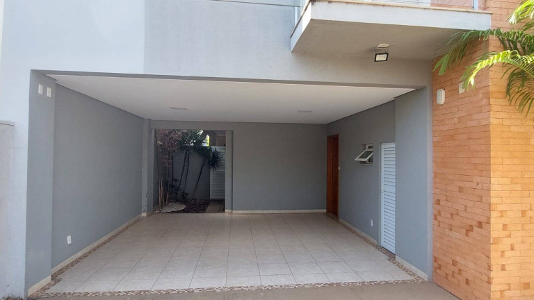 Imagem Casa com 4 Quartos à Venda, 375 m² em Condomínio Belvedere - Cuiabá Imagem Casa com 4 Quartos à Venda, 375 m² em Condomínio Belvedere - Cuiabá
