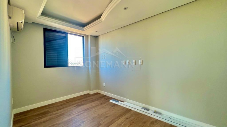 Imagem Cobertura com 3 Quartos à Venda, 240 m² em Kobrasol - São José