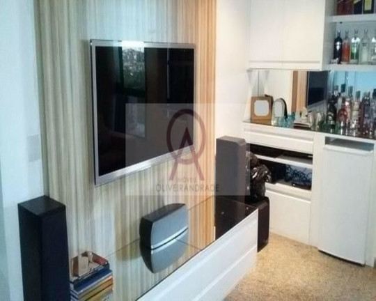 Imagem Imóvel com 4 Quartos à Venda, 210 m² em Cidade Jardim - Salvador Imagem Imóvel com 4 Quartos à Venda, 210 m² em Cidade Jardim - Salvador