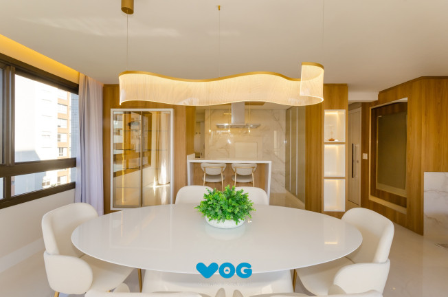 Imagem Imóvel com 3 Quartos à Venda, 125 m² em Petrópolis - Porto Alegre Imagem Imóvel com 3 Quartos à Venda, 125 m² em Petrópolis - Porto Alegre