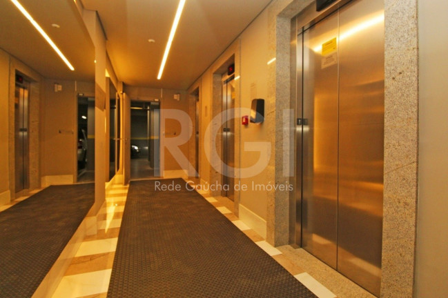 Imagem Apartamento com 3 Quartos à Venda, 89 m² em Azenha - Porto Alegre Imagem Apartamento com 3 Quartos à Venda, 89 m² em Azenha - Porto Alegre