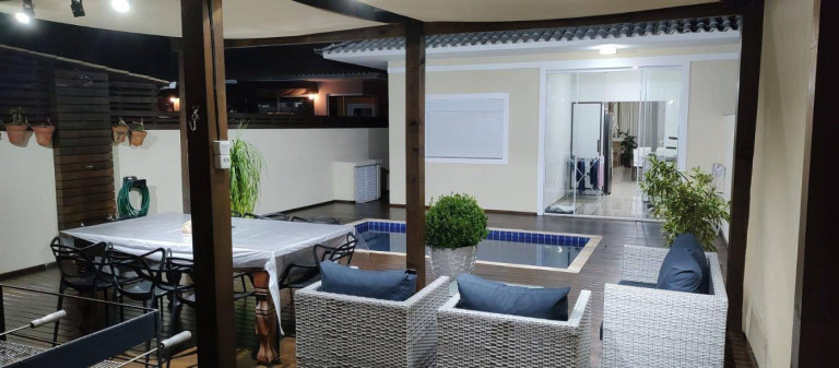 Imagem Casa com 2 Quartos à Venda, 112 m² em Cachoeira Do Bom Jesus - Florianópolis