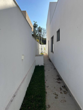 Imagem Casa com 3 Quartos à Venda, 380 m² em Condominio Portal Do Igarapé - Igarapé Imagem Casa com 3 Quartos à Venda, 380 m² em Condominio Portal Do Igarapé - Igarapé