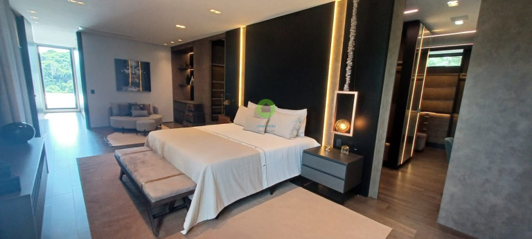 Imagem Casa com 5 Quartos à Venda, 1.070 m² em Alphaville - Barueri