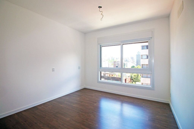 Imagem Apartamento com 3 Quartos à Venda, 110 m² em Petrópolis - Porto Alegre Imagem Apartamento com 3 Quartos à Venda, 110 m² em Petrópolis - Porto Alegre