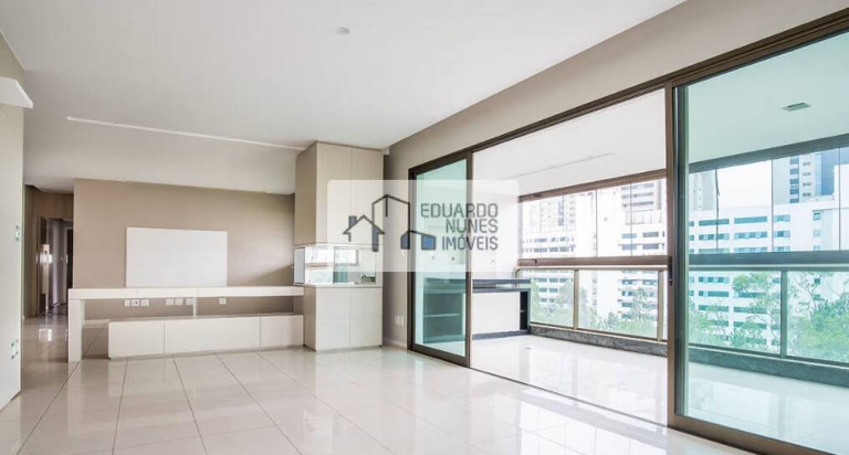 Imagem Apartamento com 4 Quartos à Venda, 227 m² em Belvedere - Belo Horizonte