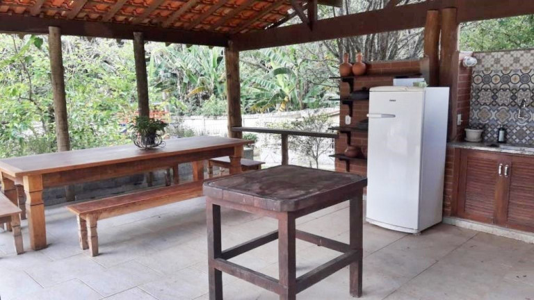 Imagem Casa com 5 Quartos à Venda, 500 m² em Pessegueiros - Teresópolis Imagem Casa com 5 Quartos à Venda, 500 m² em Pessegueiros - Teresópolis