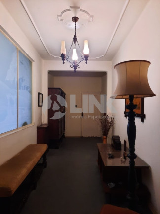 Imagem Apartamento com 3 Quartos à Venda, 220 m² em Moinhos De Vento - Porto Alegre