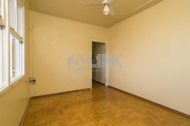Imagem Apartamento com 3 Quartos à Venda, 81 m² em Azenha - Porto Alegre Imagem Apartamento com 3 Quartos à Venda, 81 m² em Azenha - Porto Alegre