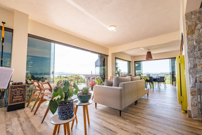 Imagem Casa de Condomínio com 3 Quartos à Venda, 450 m² em João Paulo - Florianópolis Imagem Casa de Condomínio com 3 Quartos à Venda, 450 m² em João Paulo - Florianópolis