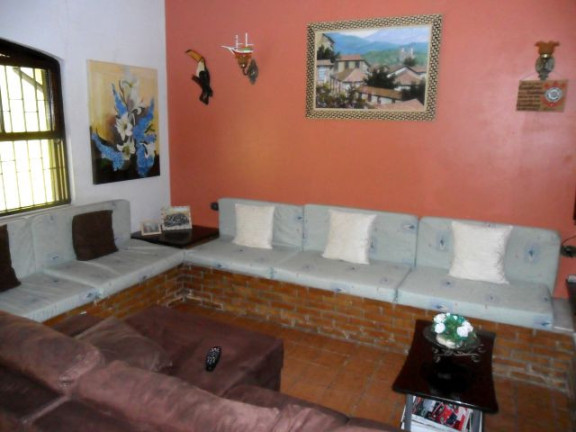 Imagem Casa com 7 Quartos à Venda, 175 m² em Itaguá - Ubatuba