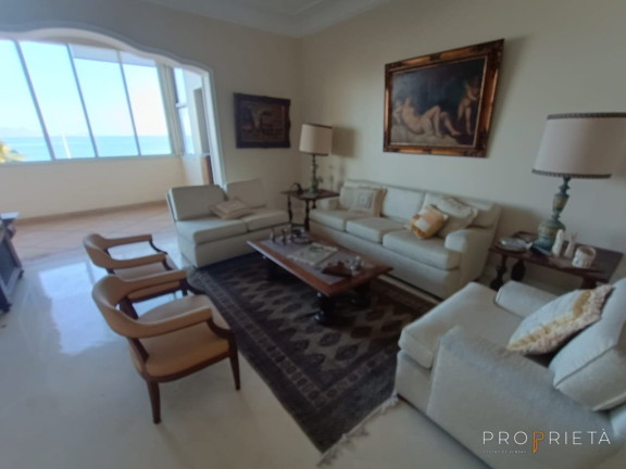 Imagem Apartamento com 4 Quartos à Venda, 200 m² em Copacabana - Rio De Janeiro