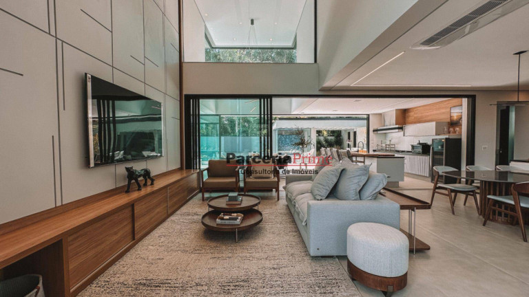 Imagem Casa com 6 Quartos à Venda, 555 m² em Riviera Módulo 17 - Bertioga Imagem Casa com 6 Quartos à Venda, 555 m² em Riviera Módulo 17 - Bertioga