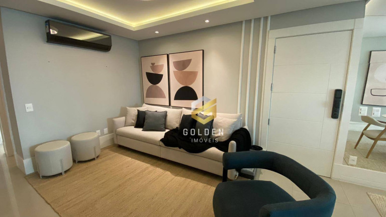 Imagem Apartamento com 3 Quartos à Venda, 138 m² em Centro - Balneário Camboriú Imagem Apartamento com 3 Quartos à Venda, 138 m² em Centro - Balneário Camboriú