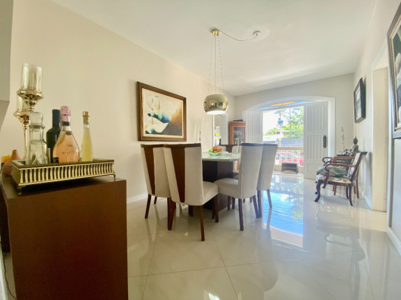 Imagem Casa com 4 Quartos à Venda, 236 m² em Capoeiras - Florianópolis