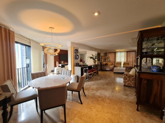 Imagem Imóvel com 4 Quartos à Venda, 192 m² em Barra - Salvador Imagem Imóvel com 4 Quartos à Venda, 192 m² em Barra - Salvador