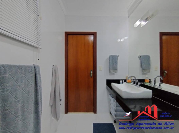 Imagem Casa com 3 Quartos à Venda, 250 m² em Novo Jardim Stábile - Birigui Imagem Casa com 3 Quartos à Venda, 250 m² em Novo Jardim Stábile - Birigui