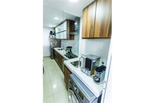Imagem Imóvel com 3 Quartos à Venda, em Jardim Marilu - Carapicuíba Imagem Imóvel com 3 Quartos à Venda, em Jardim Marilu - Carapicuíba