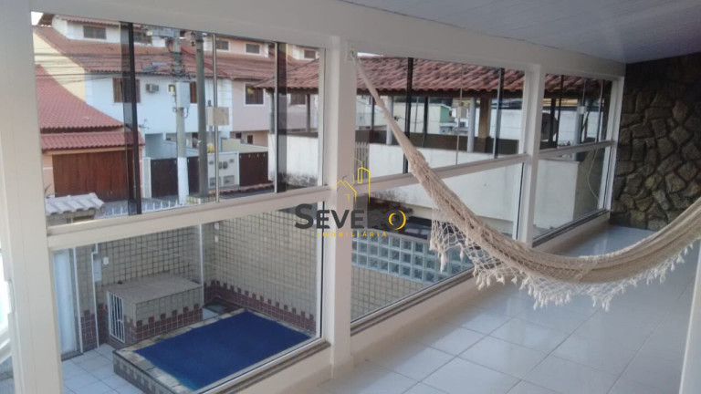 Imagem Casa com 3 Quartos à Venda, 200 m² em Trindade - São Gonçalo Imagem Casa com 3 Quartos à Venda, 200 m² em Trindade - São Gonçalo