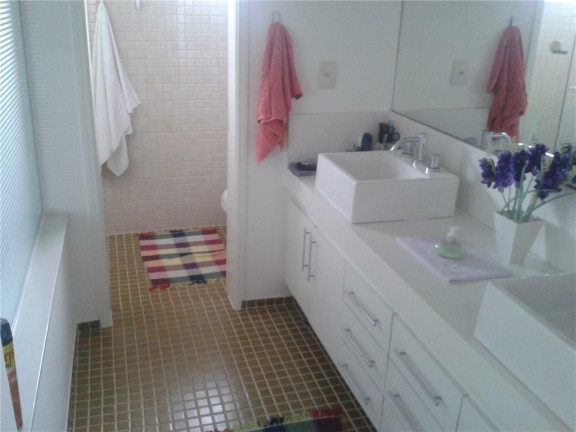 Imagem Sobrado com 3 Quartos à Venda, 390 m² em Massaguaçu - Caraguatatuba Imagem Sobrado com 3 Quartos à Venda, 390 m² em Massaguaçu - Caraguatatuba
