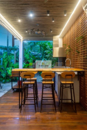 Imagem Casa com 5 Quartos à Venda, 260 m² em Maresias - São Sebastião Imagem Casa com 5 Quartos à Venda, 260 m² em Maresias - São Sebastião