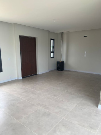 Imagem Casa com 3 Quartos à Venda, em Petrópolis - Porto Alegre Imagem Casa com 3 Quartos à Venda, em Petrópolis - Porto Alegre