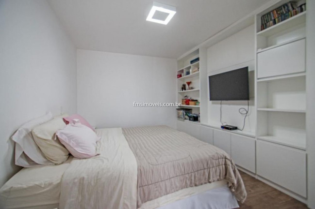 Imagem Imóvel com 2 Quartos à Venda, 130 m² em Campo Belo - São Paulo Imagem Imóvel com 2 Quartos à Venda, 130 m² em Campo Belo - São Paulo