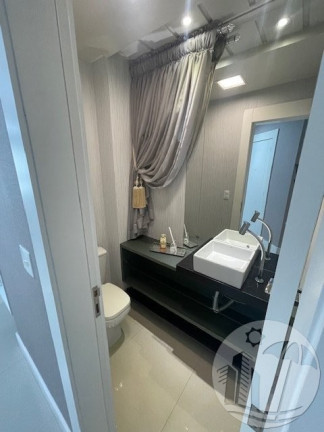 Imagem Apartamento com 3 Quartos à Venda, 136 m² em Centro - Balneário Camboriú Imagem Apartamento com 3 Quartos à Venda, 136 m² em Centro - Balneário Camboriú