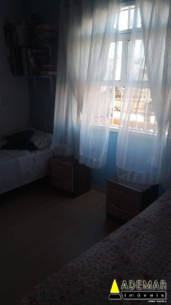 Imagem Casa com 3 Quartos à Venda, 170 m² em Piraporinha - Diadema Imagem Casa com 3 Quartos à Venda, 170 m² em Piraporinha - Diadema