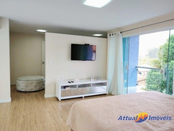 Imagem Casa com 3 Quartos à Venda, 262 m² em Vargem Grande - Teresópolis