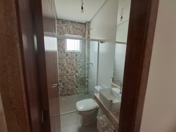 Imagem Casa com 2 Quartos à Venda, 129 m² em Embaré - Santos Imagem Casa com 2 Quartos à Venda, 129 m² em Embaré - Santos