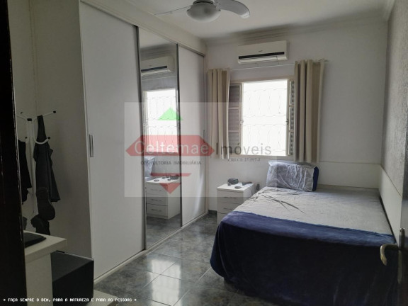Imagem Casa com 3 Quartos à Venda, 200 m² em Vila Aparecida - Taubaté Imagem Casa com 3 Quartos à Venda, 200 m² em Vila Aparecida - Taubaté