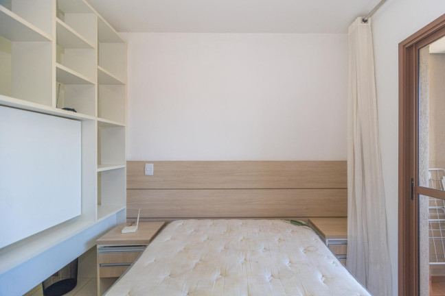 Imagem Apartamento com 1 Quarto para Alugar, 27 m² em Centro - Curitiba Imagem Apartamento com 1 Quarto para Alugar, 27 m² em Centro - Curitiba