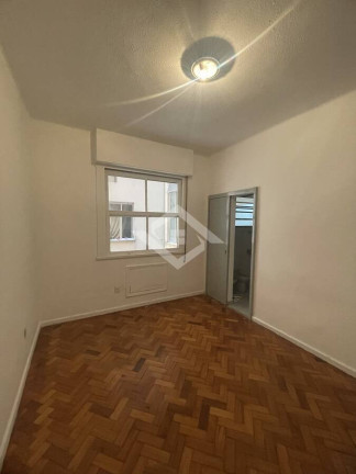 Imagem Apartamento com 3 Quartos à Venda, 120 m² em Copacabana - Rio De Janeiro Imagem Apartamento com 3 Quartos à Venda, 120 m² em Copacabana - Rio De Janeiro