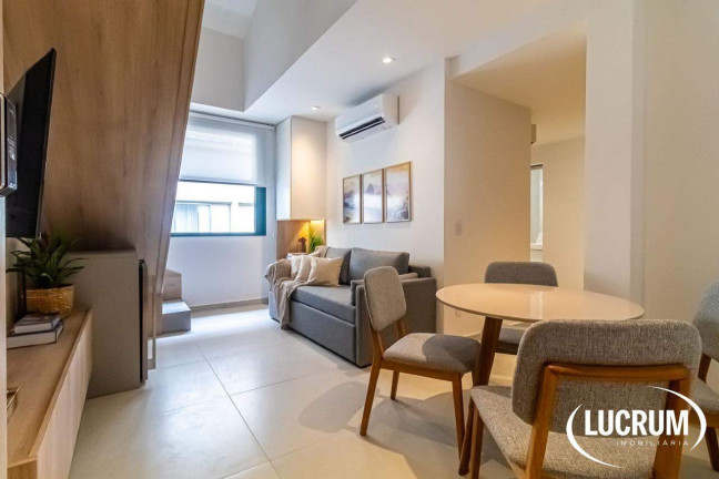 Imagem Apartamento com 2 Quartos à Venda, 68 m² em Copacabana - Rio De Janeiro Imagem Apartamento com 2 Quartos à Venda, 68 m² em Copacabana - Rio De Janeiro