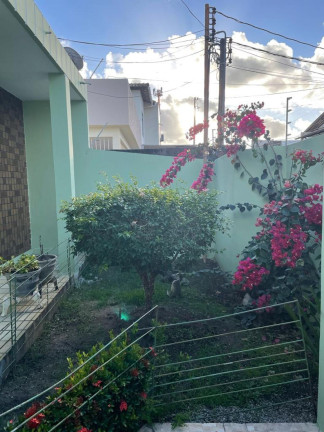 Imagem Casa com 3 Quartos à Venda, 300 m² em Inácio Barbosa - Aracaju Imagem Casa com 3 Quartos à Venda, 300 m² em Inácio Barbosa - Aracaju