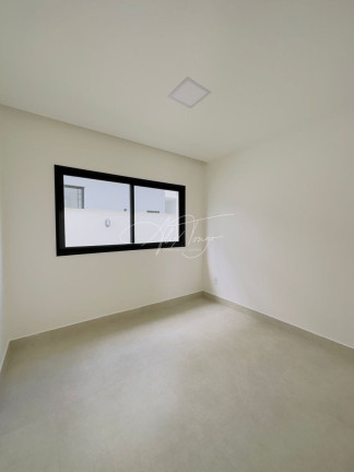Imagem Casa com 3 Quartos à Venda, 267 m² em Planalto De Carapina - Serra