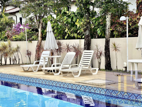 Imagem Casa com 4 Quartos para Temporada, 220 m² em Canasvieiras - Florianópolis Imagem Casa com 4 Quartos para Temporada, 220 m² em Canasvieiras - Florianópolis