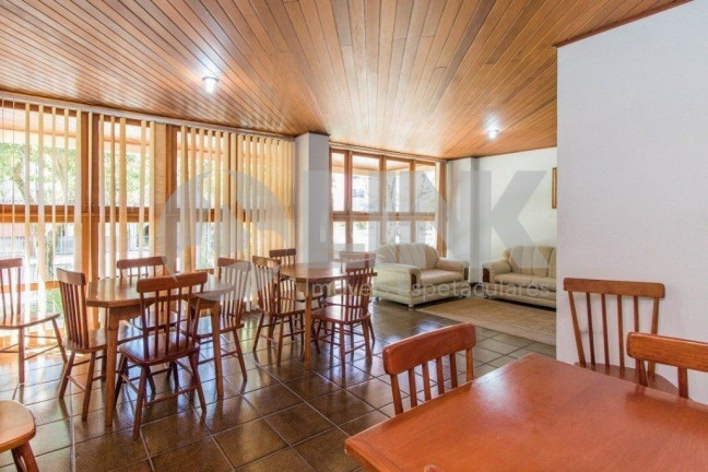 Imagem Apartamento com 3 Quartos à Venda, 137 m² em Jardim Lindóia - Porto Alegre