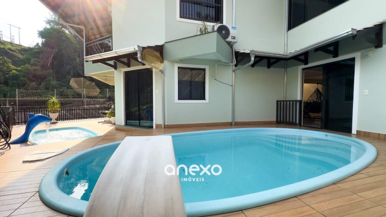 Imagem Casa com 6 Quartos à Venda, 336 m² em Progresso - Blumenau