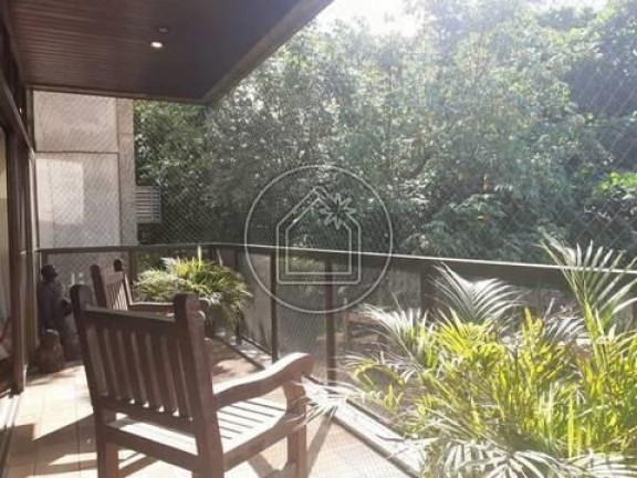 Imagem Apartamento com 4 Quartos à Venda, 203 m² em Leblon - Rio De Janeiro